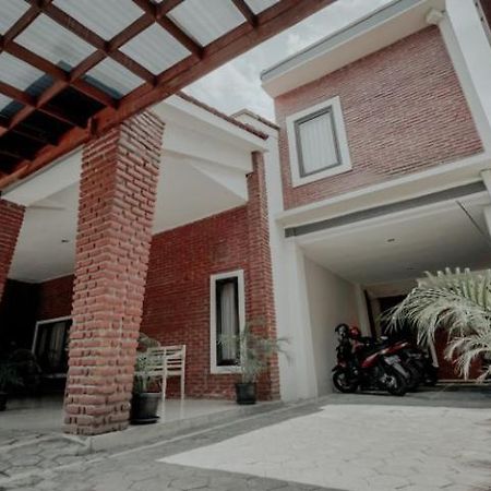D'Paragon Cerry Kejayan Exterior photo